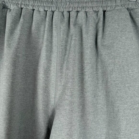 Vuori Boyfriend Shorts Womens Large Heather Green Stretch Athletic SS-2131 - Picture 3 of 9